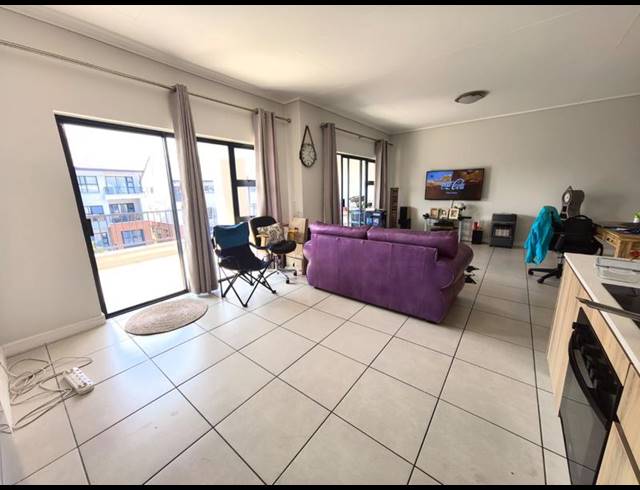 2 BEDROOM APARTMENT FOR SALE IN LINBRO PARK